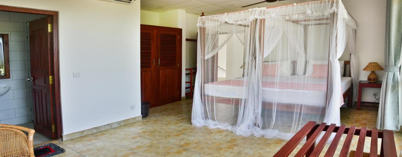 Villa Gamini Hikkaduwa Extérieur photo