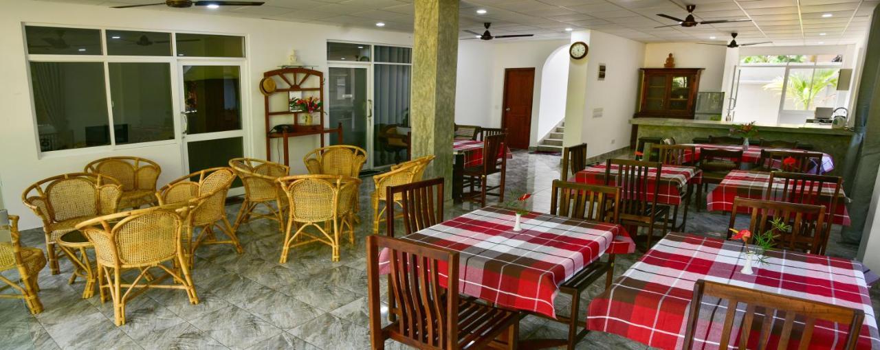 Villa Gamini Hikkaduwa Extérieur photo